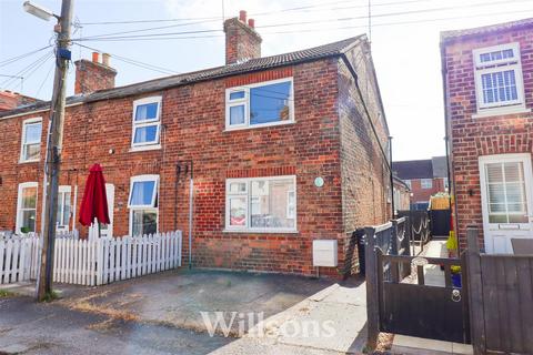 2 bedroom end of terrace house for sale, Newtown, Spilsby