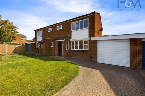 3 bedroom semi-detached house to rent, Kessingland Avenue, Stevenage, Hertfordshire, SG1 2JR