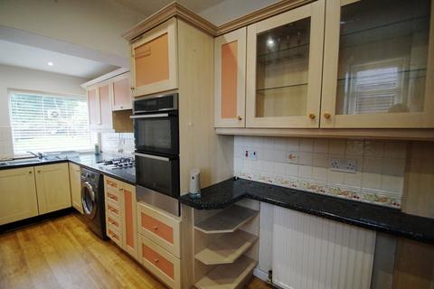 3 bedroom semi-detached house for sale, Oldham Road, Lydgate OL4