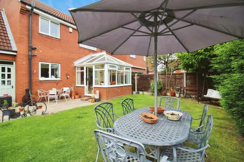 3 bedroom detached house for sale, Millfields, West Yorkshire WF5