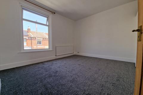 2 bedroom terraced house for sale, Eastfield Road, Hampshire PO4