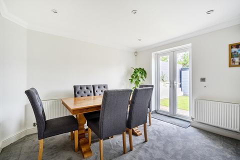 4 bedroom end of terrace house for sale, Jarvis Fields, Bursledon, Hampshire, SO31