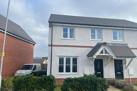 3 bedroom semi-detached house to rent, Beadon Way, Melton IP12