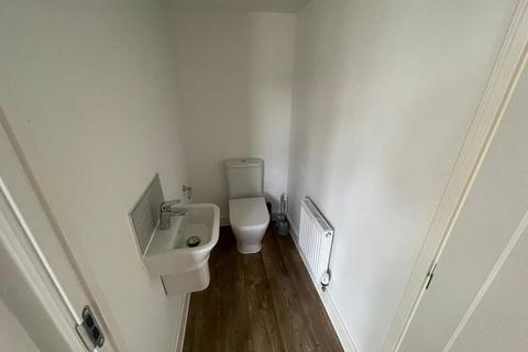 3 bedroom semi-detached house to rent, Beadon Way, Melton IP12