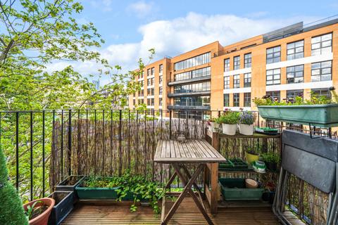 2 bedroom apartment for sale, Webber Street, London