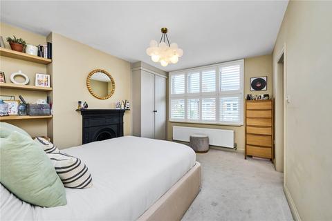 3 bedroom maisonette for sale, Cavendish Road, London, SW12