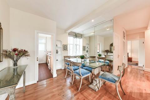 2 bedroom flat for sale, Kensington High Street, London