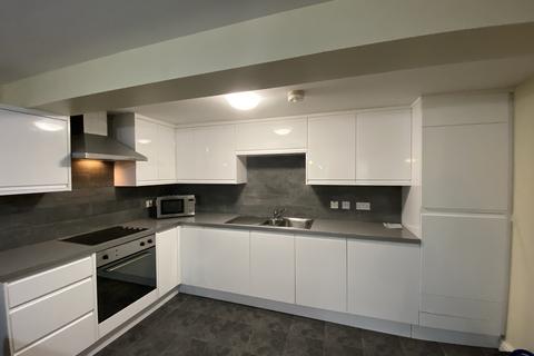 2 bedroom flat to rent, 2 Parsonage Road, Manchester M20