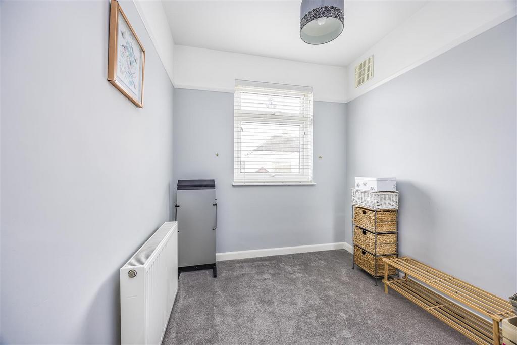 8 Macaulay Avenue, Portchester-Portico Marketing-Sa
