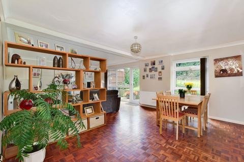 4 bedroom detached house for sale, The Glebe, Kings Langley WD4