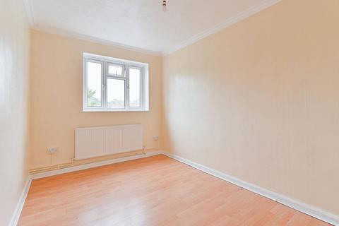 3 bedroom flat to rent, Rideout Street, Woolwich, London, SE18