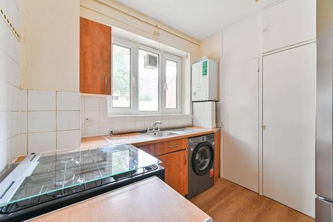 3 bedroom flat to rent, Rideout Street, Woolwich, London, SE18