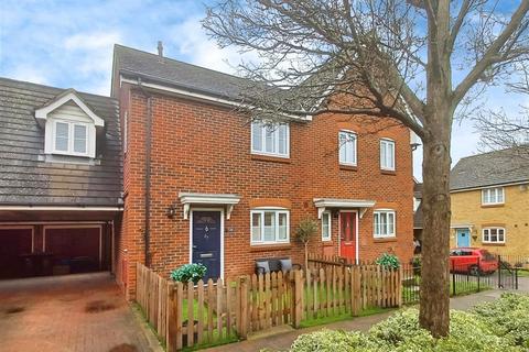 27 Demelza Close, Cuxton, Rochester, ME2 1ED