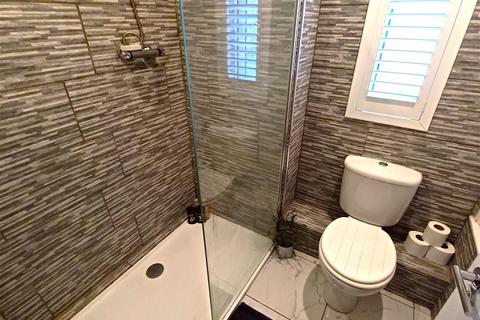 27 Demelza Close, Cuxton, Rochester, ME2 1ED