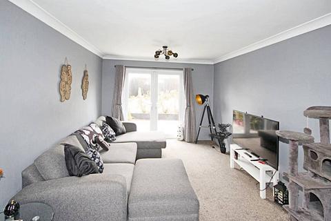 3 bedroom end of terrace house for sale, Woodcock Close, Haverhill CB9