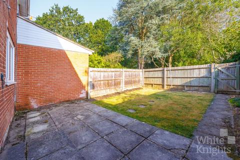 3 bedroom terraced house for sale, Woodley, Berkshire RG5