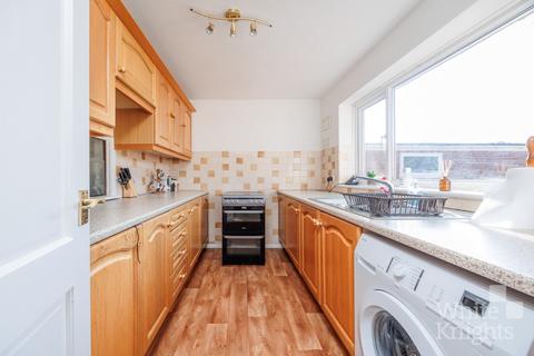 3 bedroom terraced house for sale, Woodley, Berkshire RG5