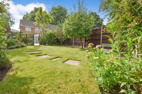 7 Oak Tree Close, Aldershot, GU12 4BE