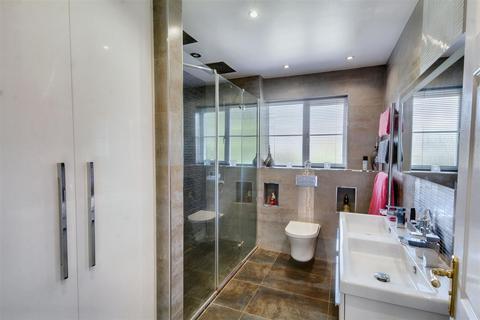 349 Mapperley Plains, Mapperley, Nottingham, NG3 5RS