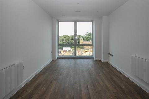 2 bedroom apartment for sale, Central House, Eagle Way, Brentwood