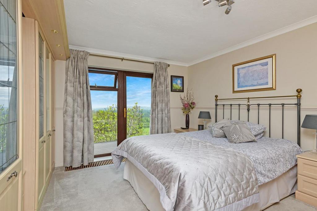 Main bedroom.jpg