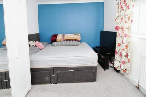 218 Carr Bottom Road, Bradford, BD5 9AQ