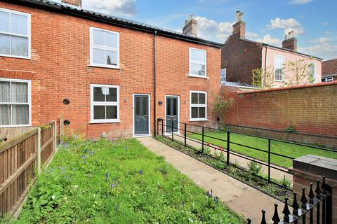 2 bedroom terraced house to rent, Allens Lane, Norwich NR2