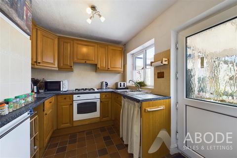 92 Craythorne Road, Stretton, Burton-on-trent, DE13 0AZ