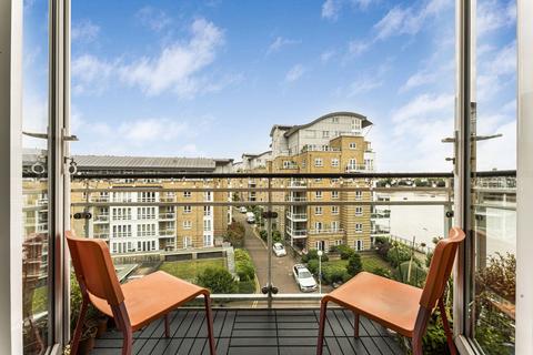 2 bedroom flat for sale, St. Davids Square, London, E14