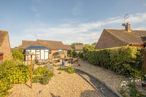 3 bedroom detached bungalow for sale, Gidney Drive, Heacham