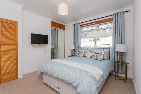 26 Meadside Avenue, Kilbarchan, Johnstone, PA10 2LB