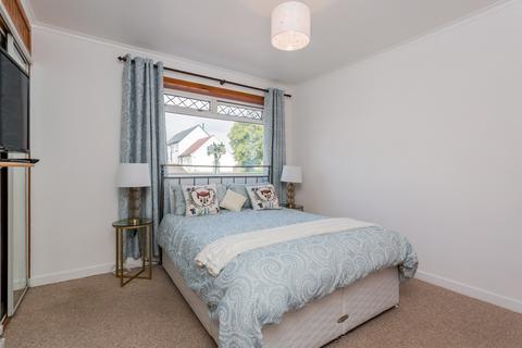 26 Meadside Avenue, Kilbarchan, Johnstone, PA10 2LB