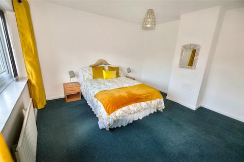 27 Ainsty Crescent, Wetherby, LS22 7QP