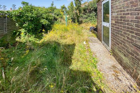 2 Cleves Way, Ashford, TN23 5DD