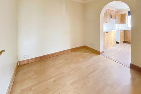 2 Cleves Way, Ashford, TN23 5DD