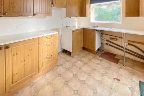 2 Cleves Way, Ashford, TN23 5DD