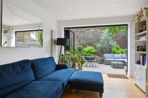 2 bedroom flat for sale, Pember Road, Kensal Green, London