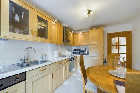 2 bedroom terraced house for sale, Shepherds Mill, Ruthvenfield PH1