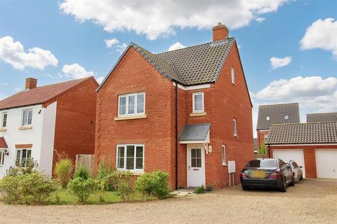 4 bedroom detached house for sale, Coachmaker Way, Hethersett, Norwich