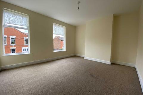 3 bedroom end of terrace house to rent, Vicars Road, Chorlton, Manchester