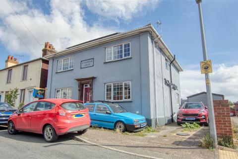 4 bedroom detached house for sale, 42 John Street, Brightlingsea CO7