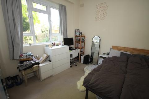 1 bedroom flat for sale, Blackheath Grove, London SE3