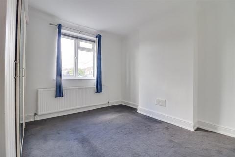 1 bedroom flat for sale, Ashingdon Road, Rochford SS4