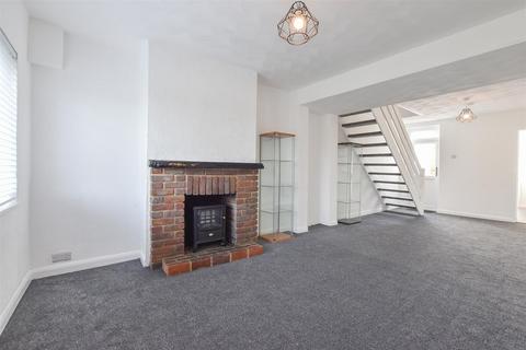 2 bedroom terraced house for sale, Knowle Road, Wouldham, Rochester