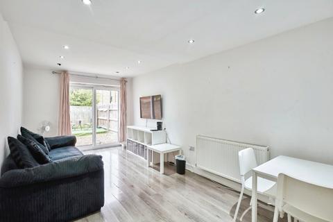 2 bedroom end of terrace house for sale, Colegrove Road, Peckham, London