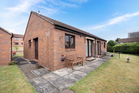 2 bedroom semi-detached bungalow for sale, Peakes Croft, Doncaster, South Yorkshire