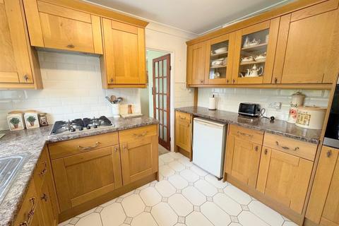 19 High View Road, Endon, Stoke-on-trent, ST9 9HT