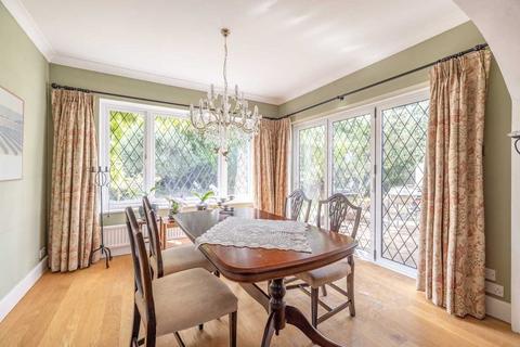 4 bedroom detached house for sale, London Road, Datchet  SL3