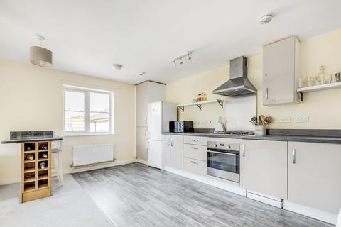 10, Livingstone House, 7 Winter Close, Epsom, KT17 1AH
