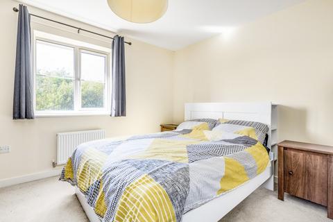 10, Livingstone House, 7 Winter Close, Epsom, KT17 1AH